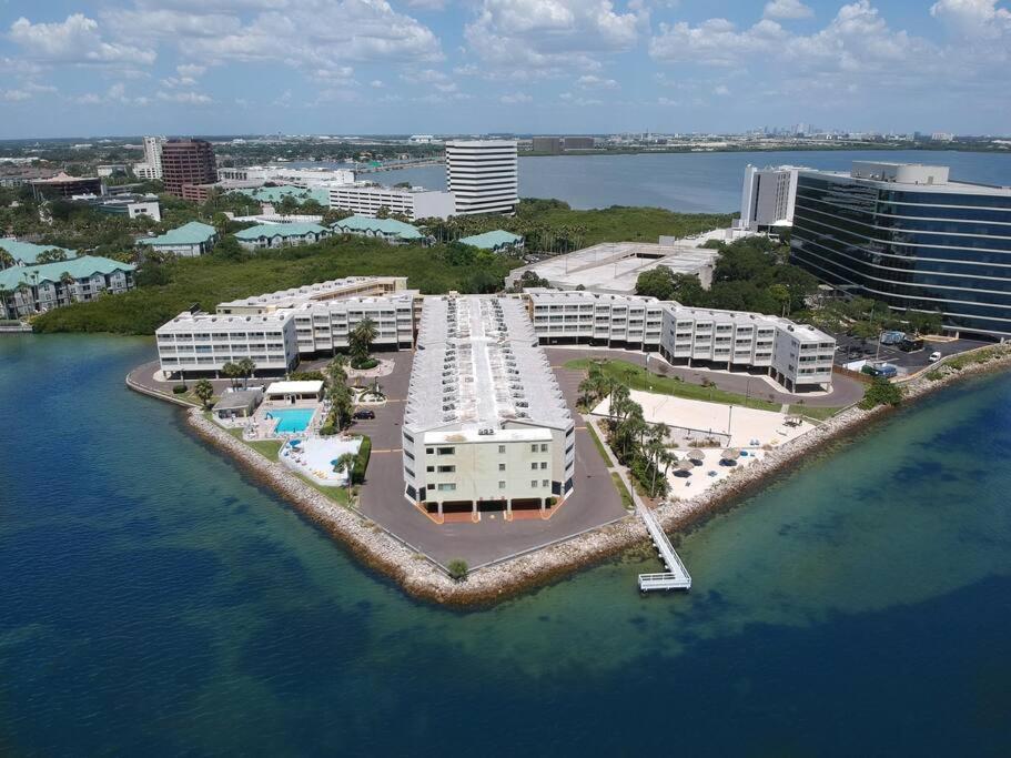 On The Rocks Villa Tampa Buitenkant foto
