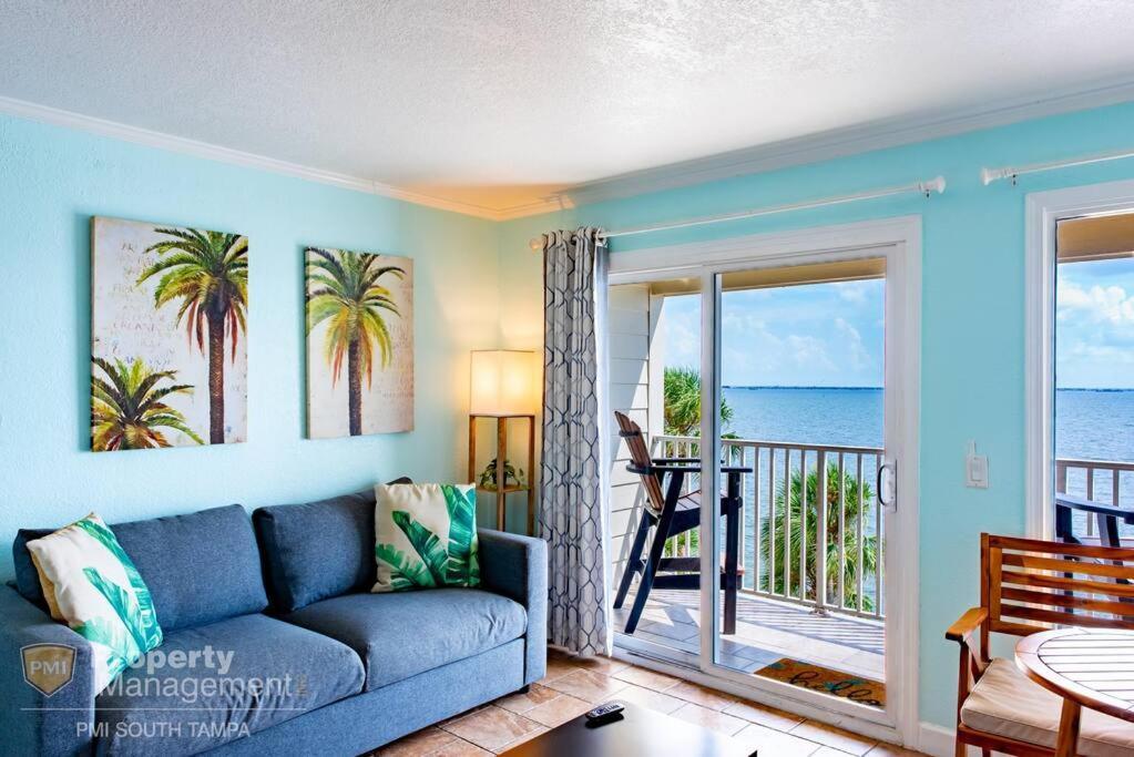 On The Rocks Villa Tampa Buitenkant foto